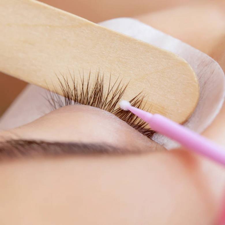 Odstraňovač lepidla Gel remover aróma jahoda 15ml